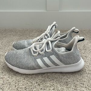 WOMENS ADIDAS Cloudfoam Pure 2.0 Running Shoes 
Size 9.5